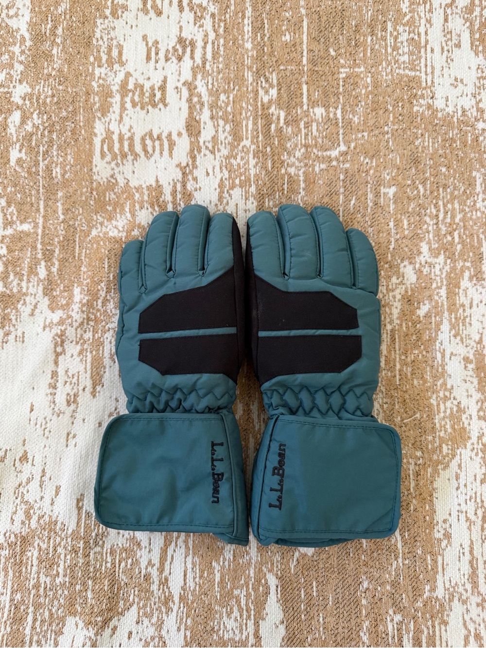 L.L. Bean Teal and Black Kids Insulated Mittens